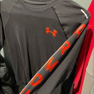Under Armor black/red Long Sleeve